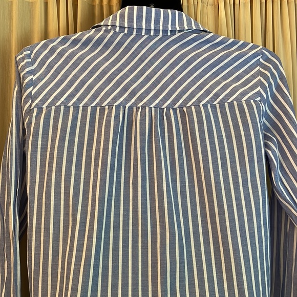 XS J. Crew Button Down Striped Blue Cotton Blouse 💙 - Picture 5 of 9